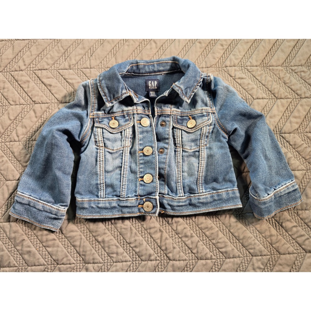 Gap Kids Toddler Denim Jacket Medium Wash Blue Button Up Trucker 18-24 Months